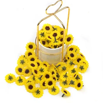 30 adet Mini İpek Ayçiçeği Yapay Papatya çiçek başları Düğün Parti Dekorasyon İçin DIY Hediye Kutusu Çelenk Zanaat Sahte Çiçekler