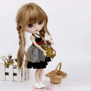 Blythe Doll Peruk 9-10 inç 25CM Uzun Patlama Kıvırcık Kahverengi Saç Peruk Blythe Doll için Doğal Renk Bebek Aksesuarları doğum günü hediyesi