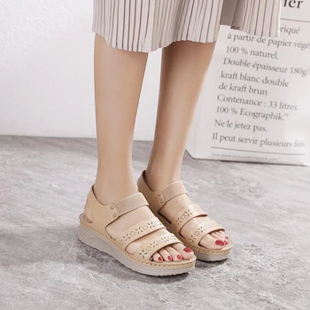 Kadın Sandalet Yeni Yaz Ayakkabı Kadın Artı Boyutu 44 Topuklu Sandalet Takozlar Chaussure Femme Rahat Gladyatör platform ayakkabılar q118