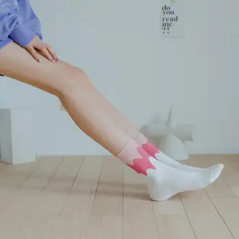 Kadınlar Mutlu Pamuklu Patchwork Streetwear Çorap Renkli Sevimli Yumuşak Sonbahar Kış Moda Harajuku Kız Mürettebat Çorap 2020 Yeni