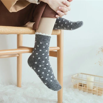 Merinos Yünü Tavşan Çorap Kış kadın Kalın Sıcak Yün Harajuku Retro Soğuk Dayanıklı Moda NOKTA Rahat Kaşmir Çorap 3 çift