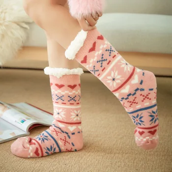 Noel sıcak tutan çoraplar Artı Pamuk Kalınlaşmak Kadınlar Kış Çorap Sevimli Karikatür Elk Ev Uyku Kat Çorap Kız Komik Noel Hediyesi 1 çift