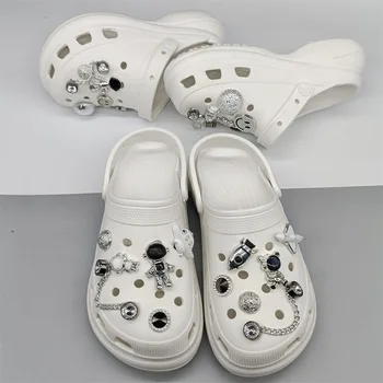 Sneakers Dekorasyon DIY Gümüş Spaceman Alien Takım Çıkarılabilir Toka Aksesuarları
