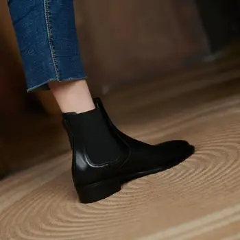 Sonbahar kadın Botları Slip-on Kare Ayak Platformu Chelsea Bayanlar yarım çizmeler Moda Düz Renk Trendi Dikiş Ins kadın ayakkabısı