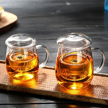 Çin tarzı çay kapaklı kupa filtre 550ml.Kahve Fincanları Çay Seti Kupalar Bira İçecek Ofis Kupa Şeffaf Drinkware Cam Bardak